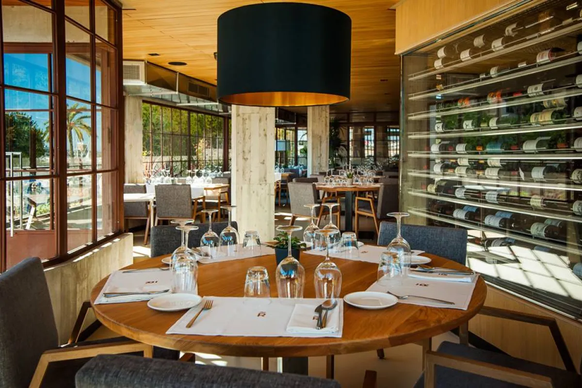 Restaurant-Mallora-Palma-Rosa-del-Mar-8