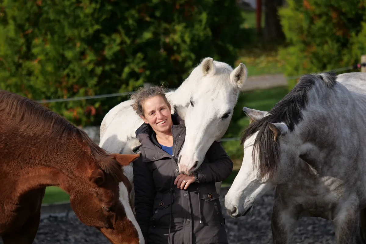 Dr. Ines Augele Ärztin auf Mallorca Pferde