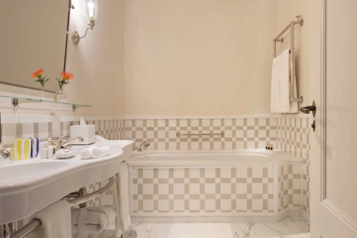 Mallorca Best Hotel Palma de Mallorca Hotel Mama Junior Suite Bad