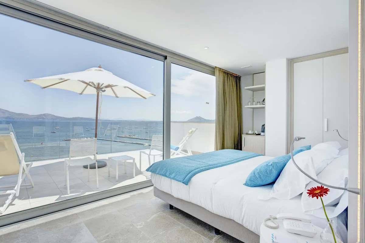 Mallorca Best Hotels Port de Pollenca La Goleta Hotel de Mar Junior Suite
