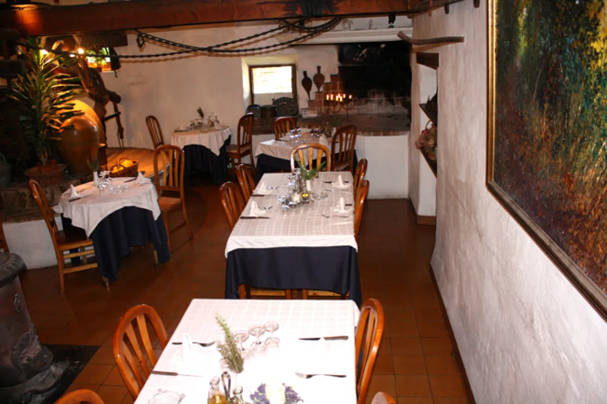 Mallorca Restaurants Valldemossa Can Costa Innen