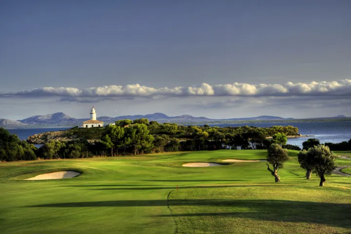 Mallorca Golfplätze Golf de Alcanada Aussicht Loch 16